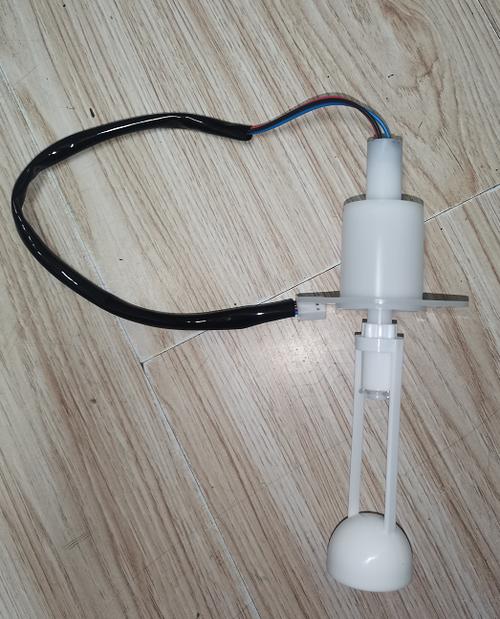 水位传感器的工作原理你知道吗?星崎制冰机配件解析